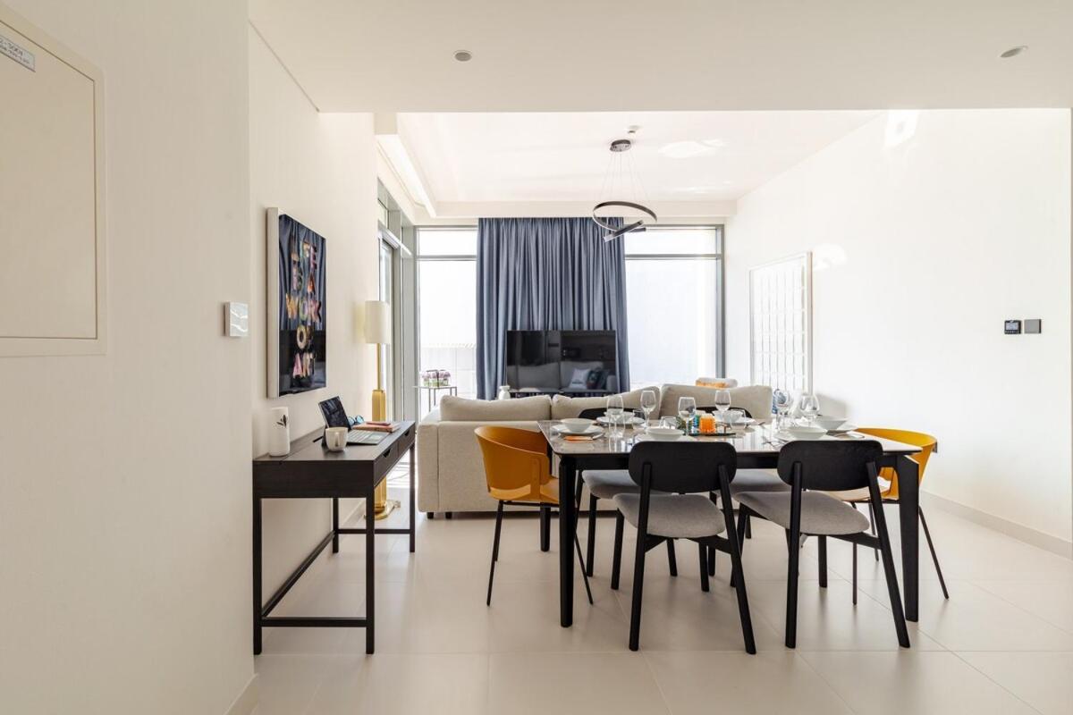 2br-beach Access - Stunning Marina&palm View