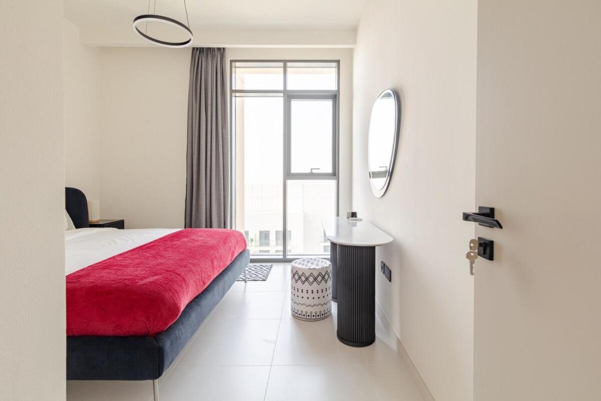 2br-beach Access - Stunning Marina&palm View Apartment Dubai